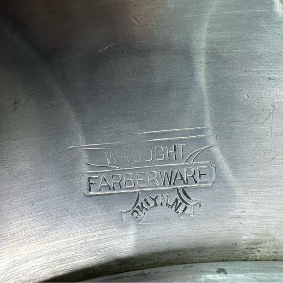 Triumph | Vintage White Gold & Ceramic Serving Platter w/ Floral Pattern - Picture 6 of 8